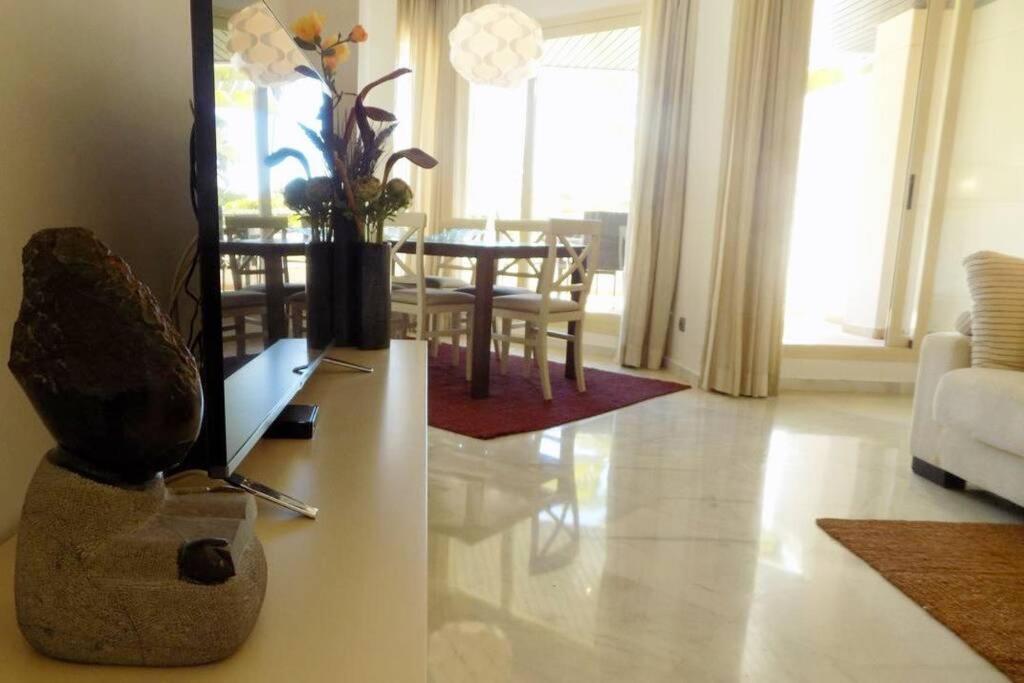 Fuente Aloha Apartment Marbella Exterior photo
