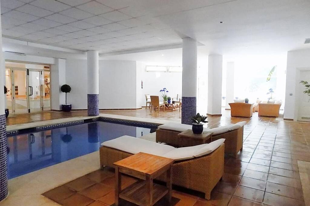 Fuente Aloha Apartment Marbella Exterior photo